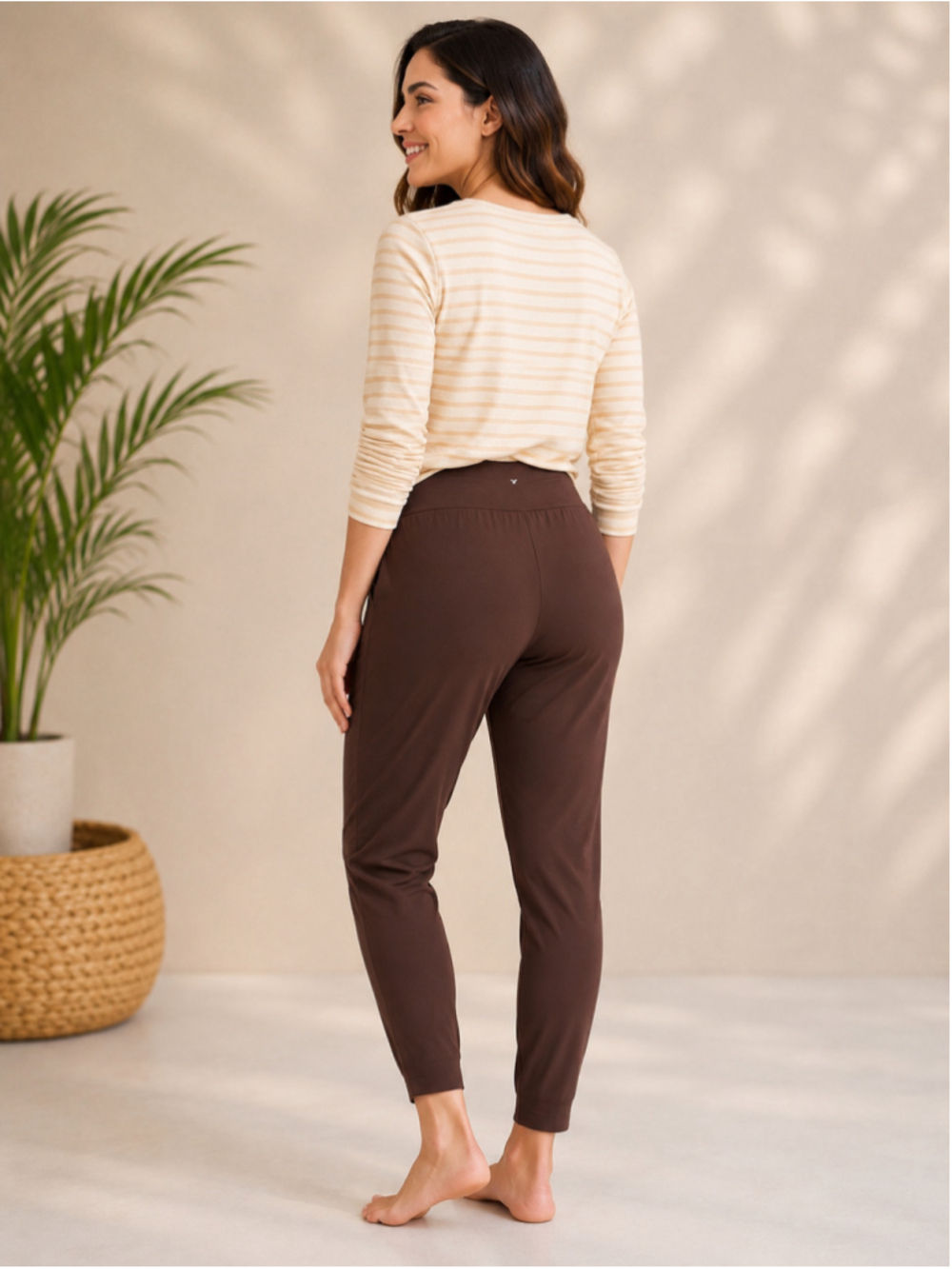 Old Navy High-Waisted PowerSoft Jogger Pants Espresso Brown – Size S - Picture 3 of 8